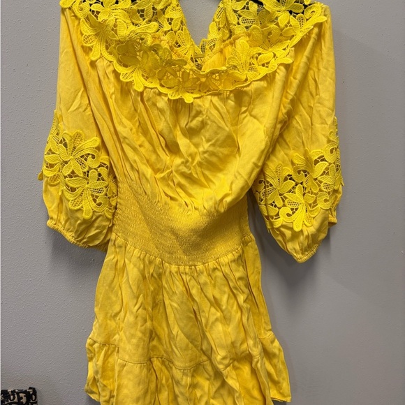 Gianni Bini Yellow Floral Crotchet Strapless Mini Dress - Picture 5 of 9